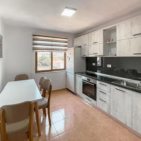 Urban Retreat Self Check-in 24h Apartment