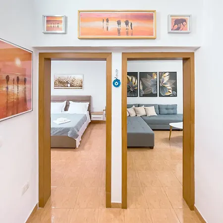 Urban Retreat Self Check-in 24h Apartment *